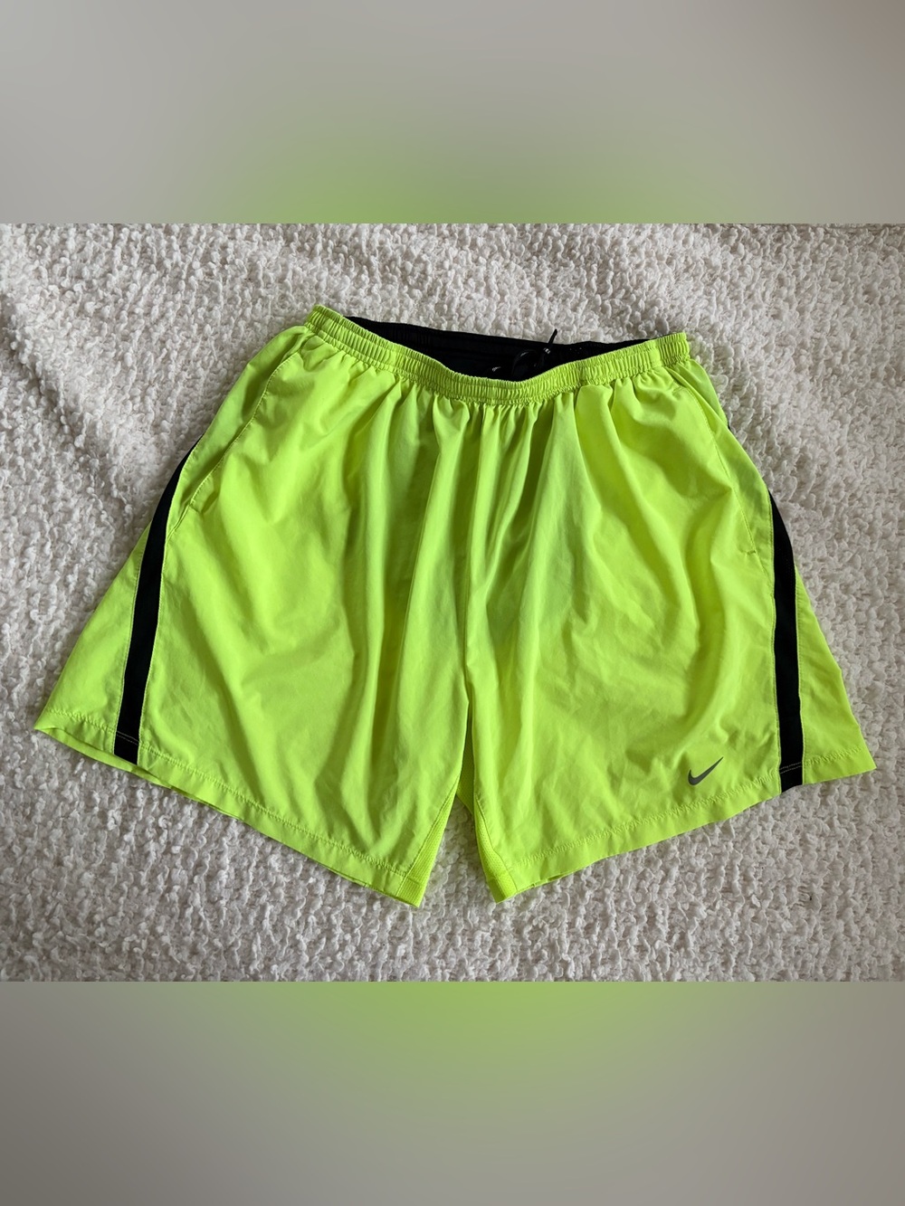 Nike Dri-FIT Neon Yellow Running Shorts XL Lined Zip Pocket